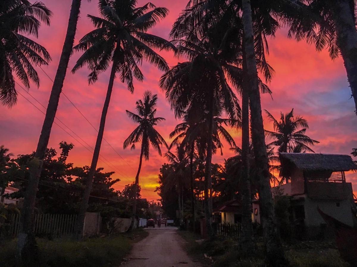 The Surf Shacks - Beach House, Aircon, Fast Wifi General Luna  Luaran gambar
